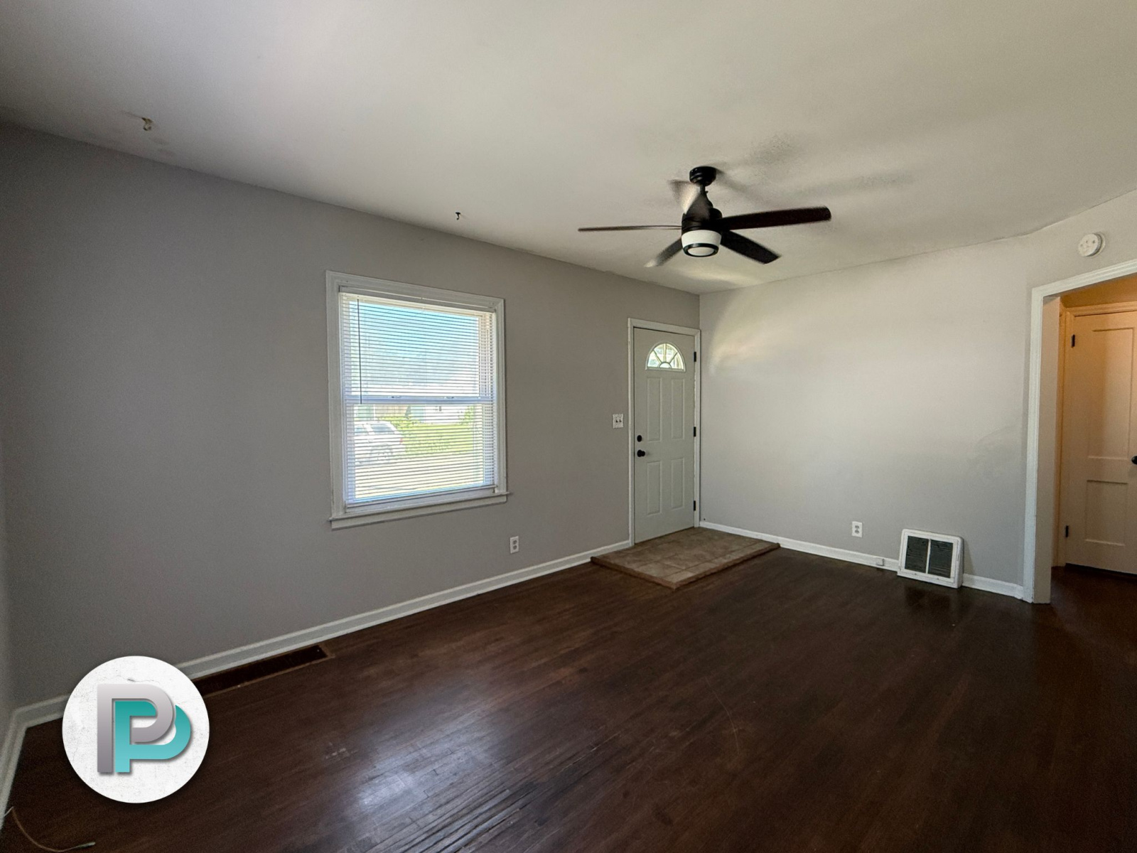 1544 N Hampshire Ave, Mason City, Iowa 50401, 2 Bedrooms Bedrooms, ,1 BathroomBathrooms,House,For Rent,N Hampshire Ave,1096
