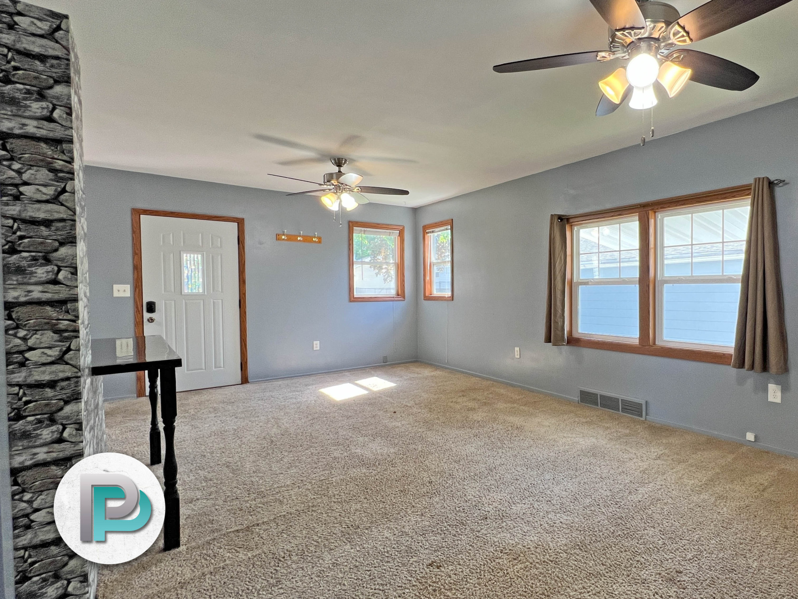 638 10th St NE, Mason City, Iowa 50401, 2 Bedrooms Bedrooms, ,1 BathroomBathrooms,House,For Rent,10th St NE,1191