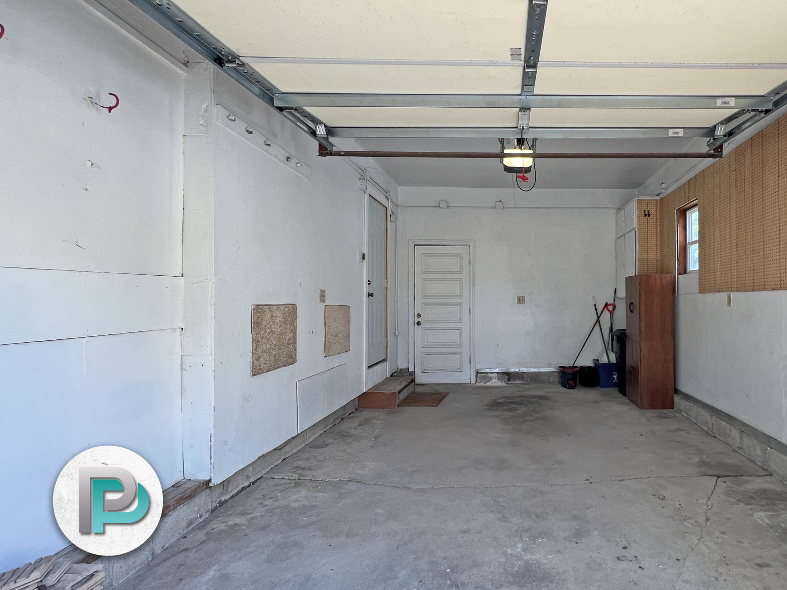 638 10th St NE, Mason City, Iowa 50401, 2 Bedrooms Bedrooms, ,1 BathroomBathrooms,House,For Rent,10th St NE,1191