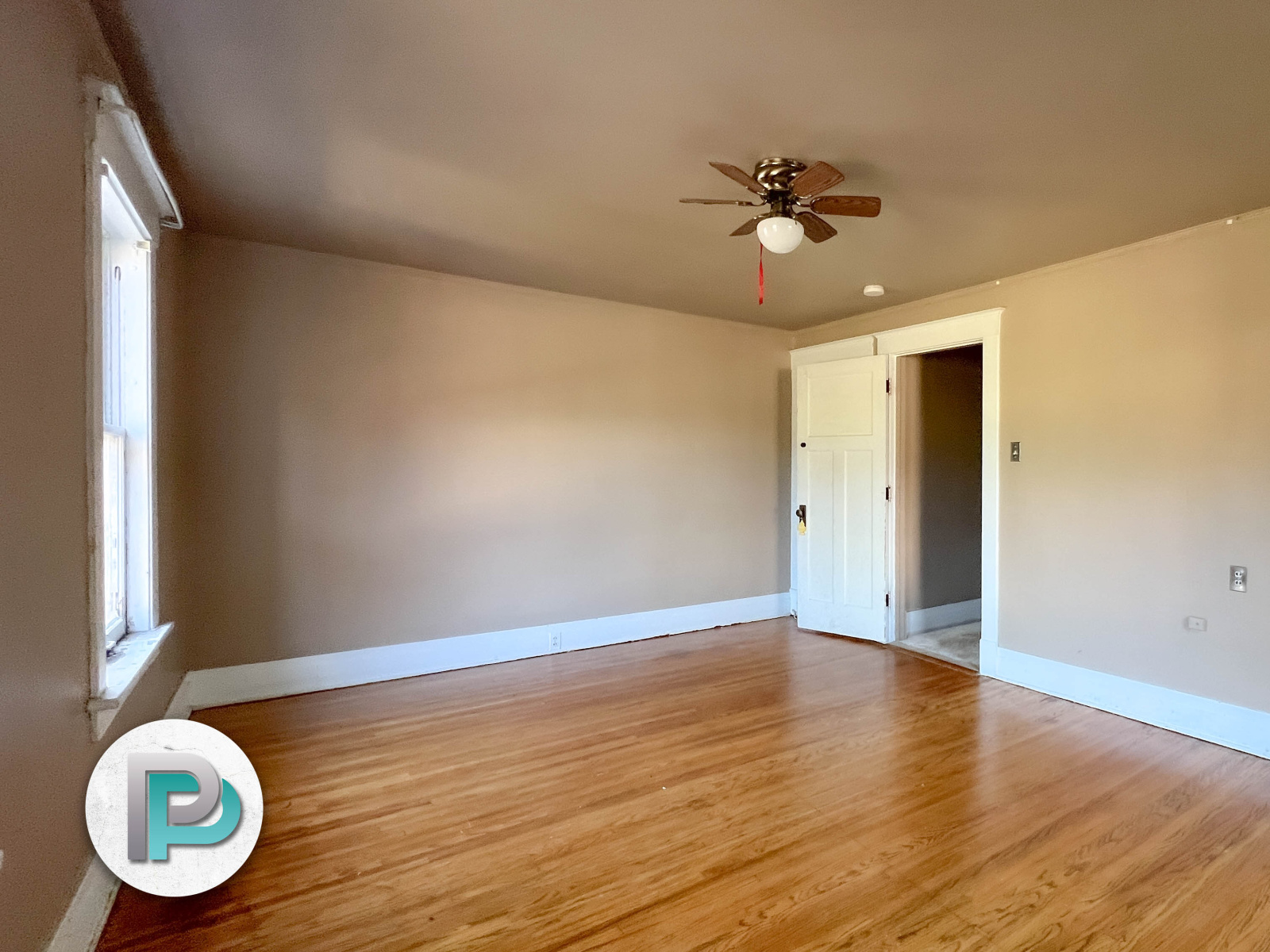 27 6th St NW, Mason City, Iowa 50401, 3 Bedrooms Bedrooms, ,1.5 BathroomsBathrooms,Duplex,For Rent,6th St NW,1253