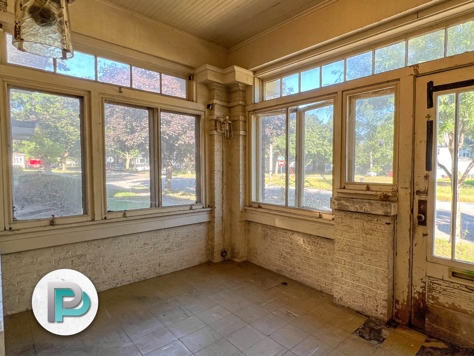 27 6th St NW, Mason City, Iowa 50401, 3 Bedrooms Bedrooms, ,1.5 BathroomsBathrooms,Duplex,For Rent,6th St NW,1253