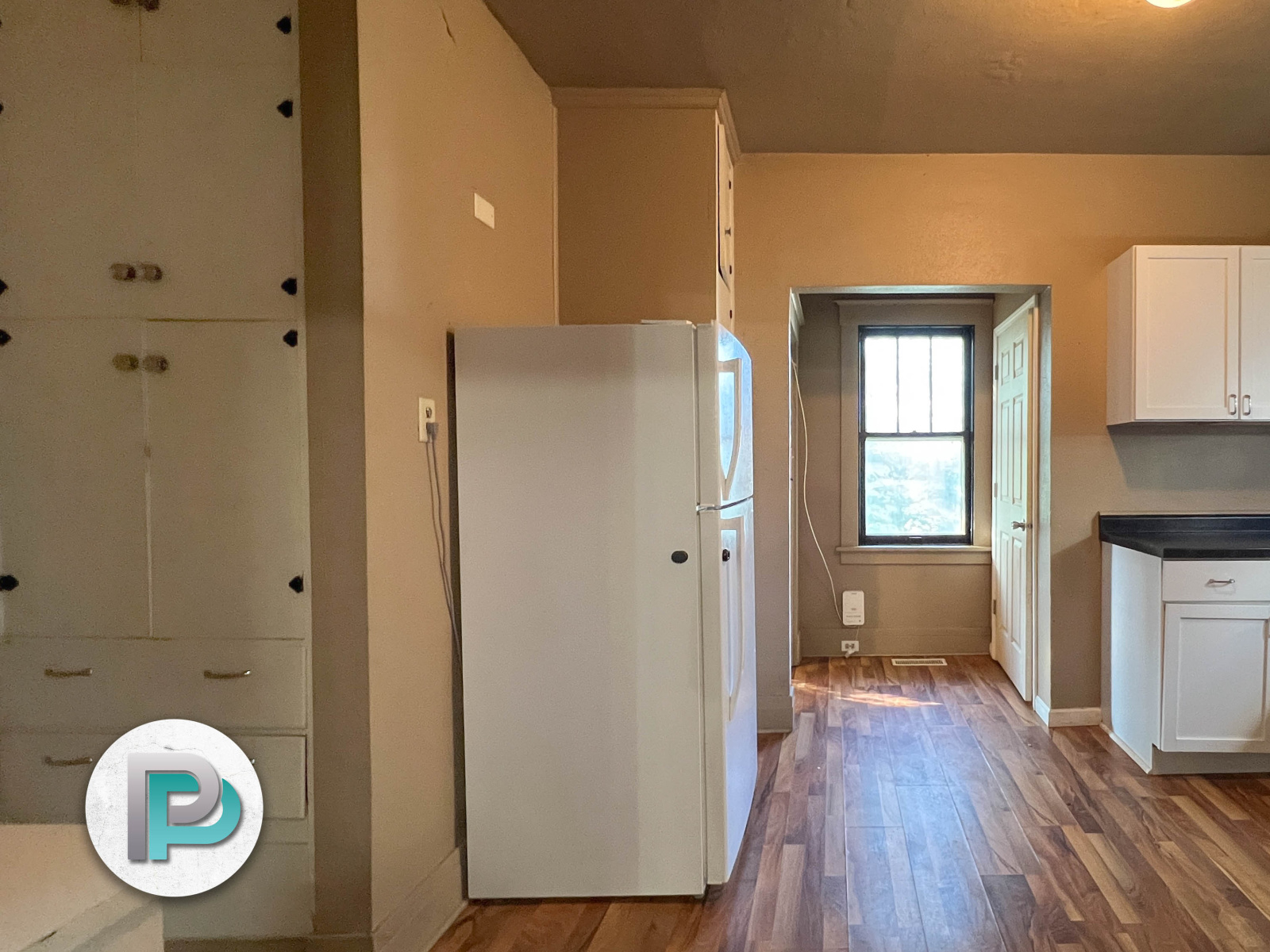 27 6th St NW, Mason City, Iowa 50401, 3 Bedrooms Bedrooms, ,1.5 BathroomsBathrooms,Duplex,For Rent,6th St NW,1253