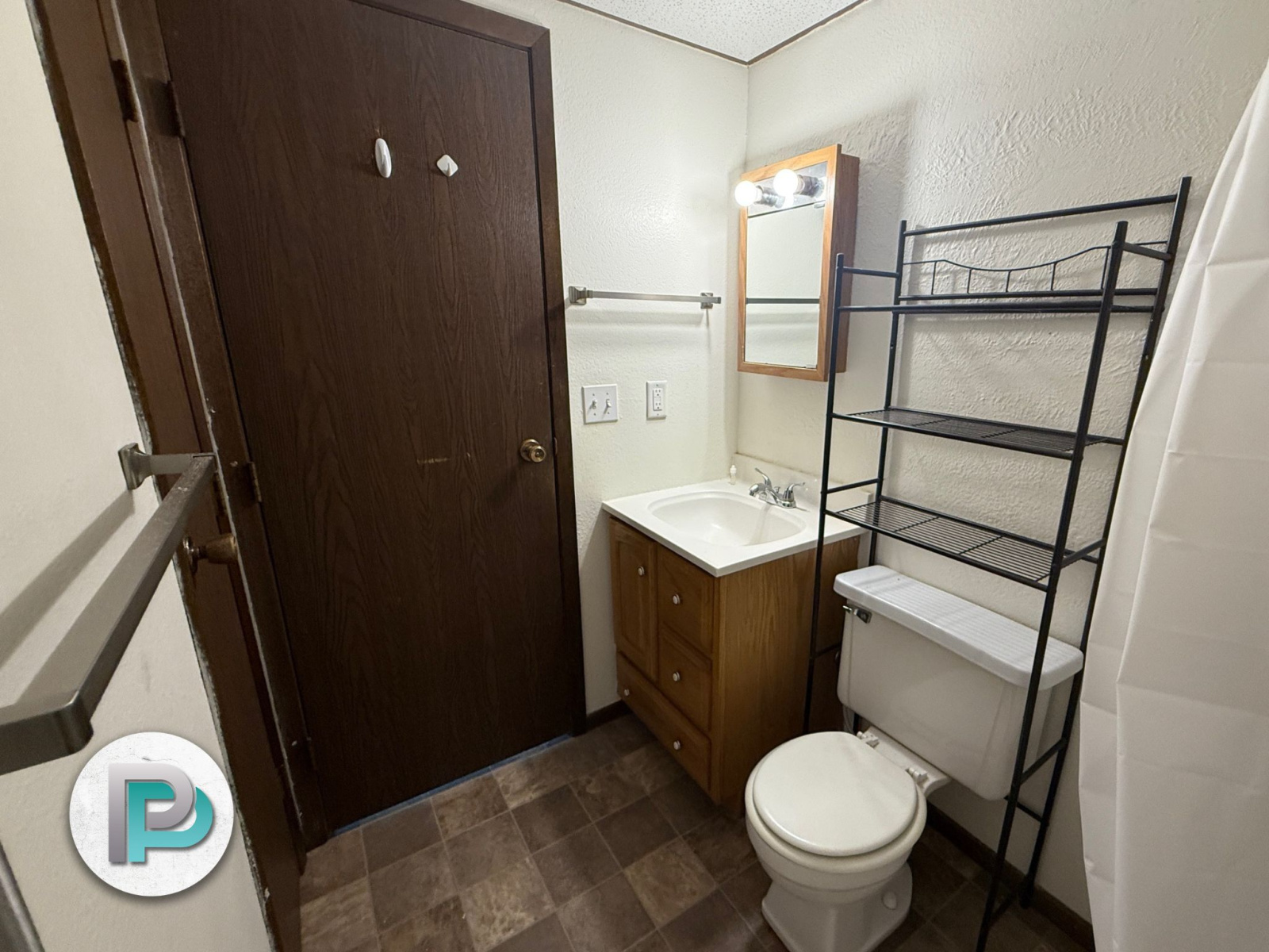 464 N 3rd St #4, Sheffield, Iowa 50475, 2 Bedrooms Bedrooms, ,1 BathroomBathrooms,Apartment,For Rent,N 3rd St #4,1255