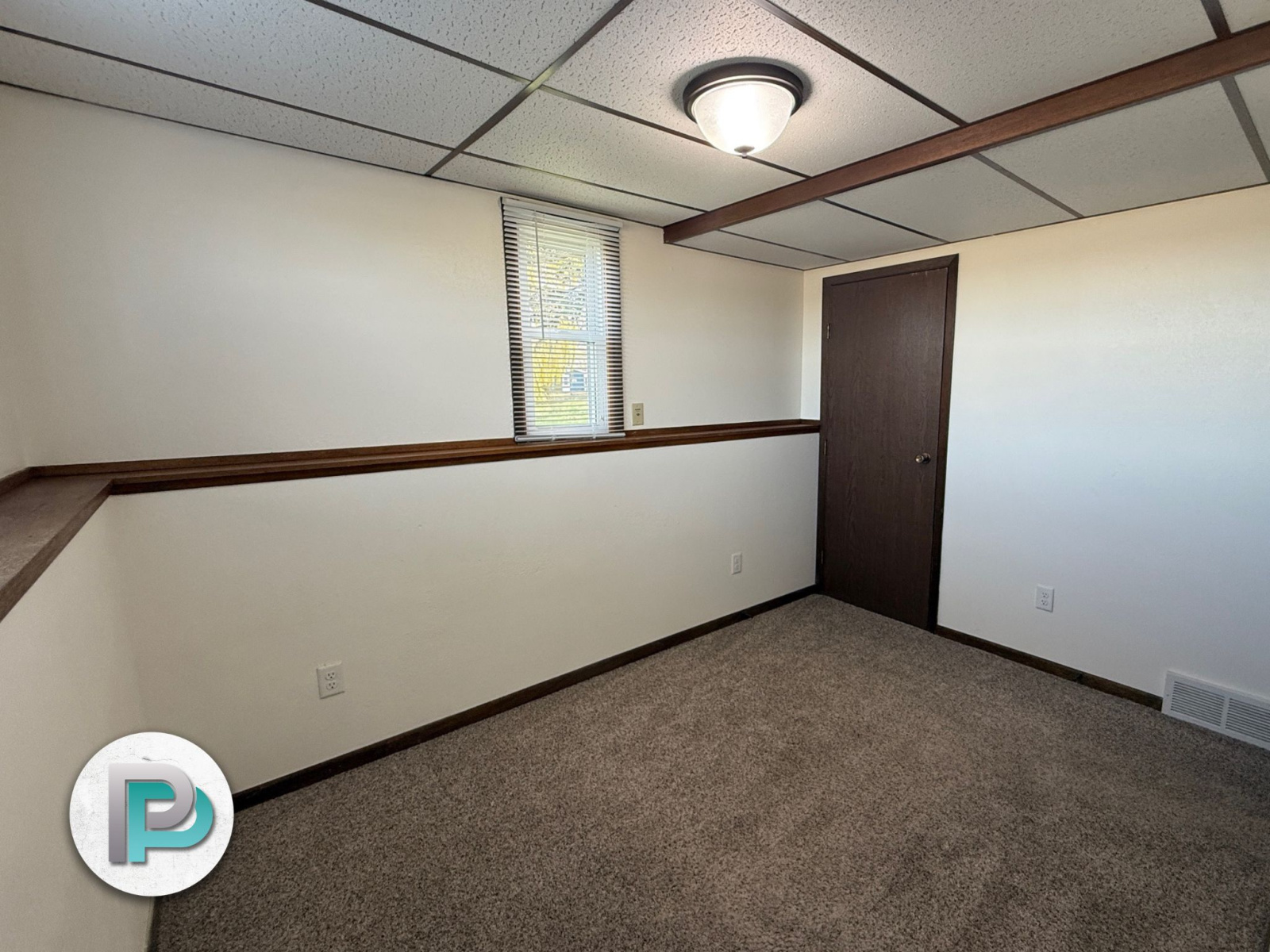 464 N 3rd St #4, Sheffield, Iowa 50475, 2 Bedrooms Bedrooms, ,1 BathroomBathrooms,Apartment,For Rent,N 3rd St #4,1255