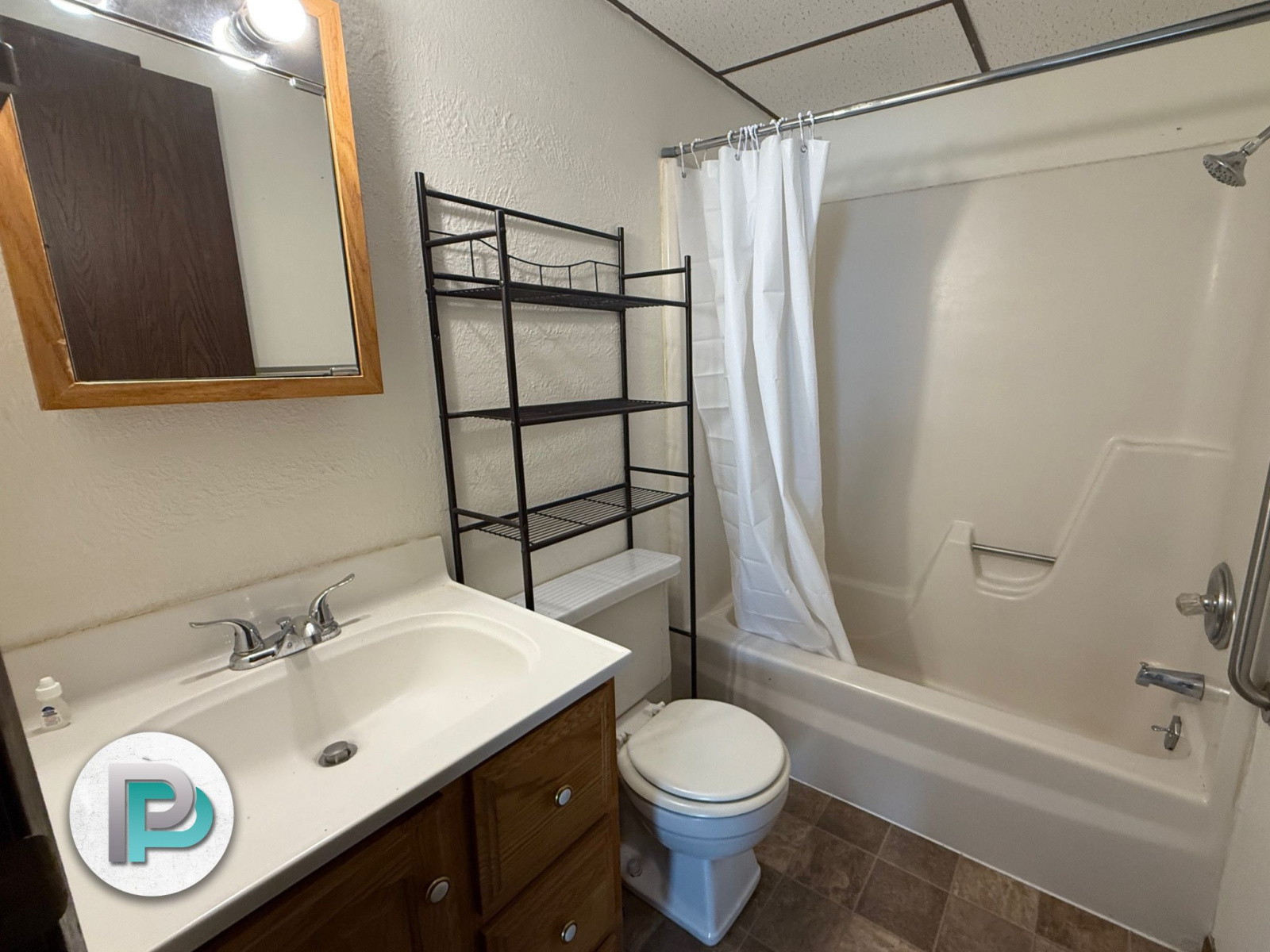 464 N 3rd St #4, Sheffield, Iowa 50475, 2 Bedrooms Bedrooms, ,1 BathroomBathrooms,Apartment,For Rent,N 3rd St #4,1255