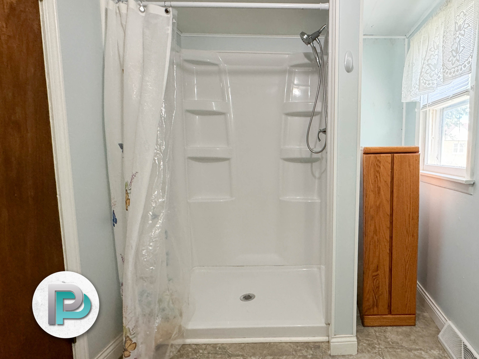 607 Cedar St, Charles City, Iowa 50616, 1 Bedroom Bedrooms, ,1 BathroomBathrooms,House,For Rent,Cedar St,1287