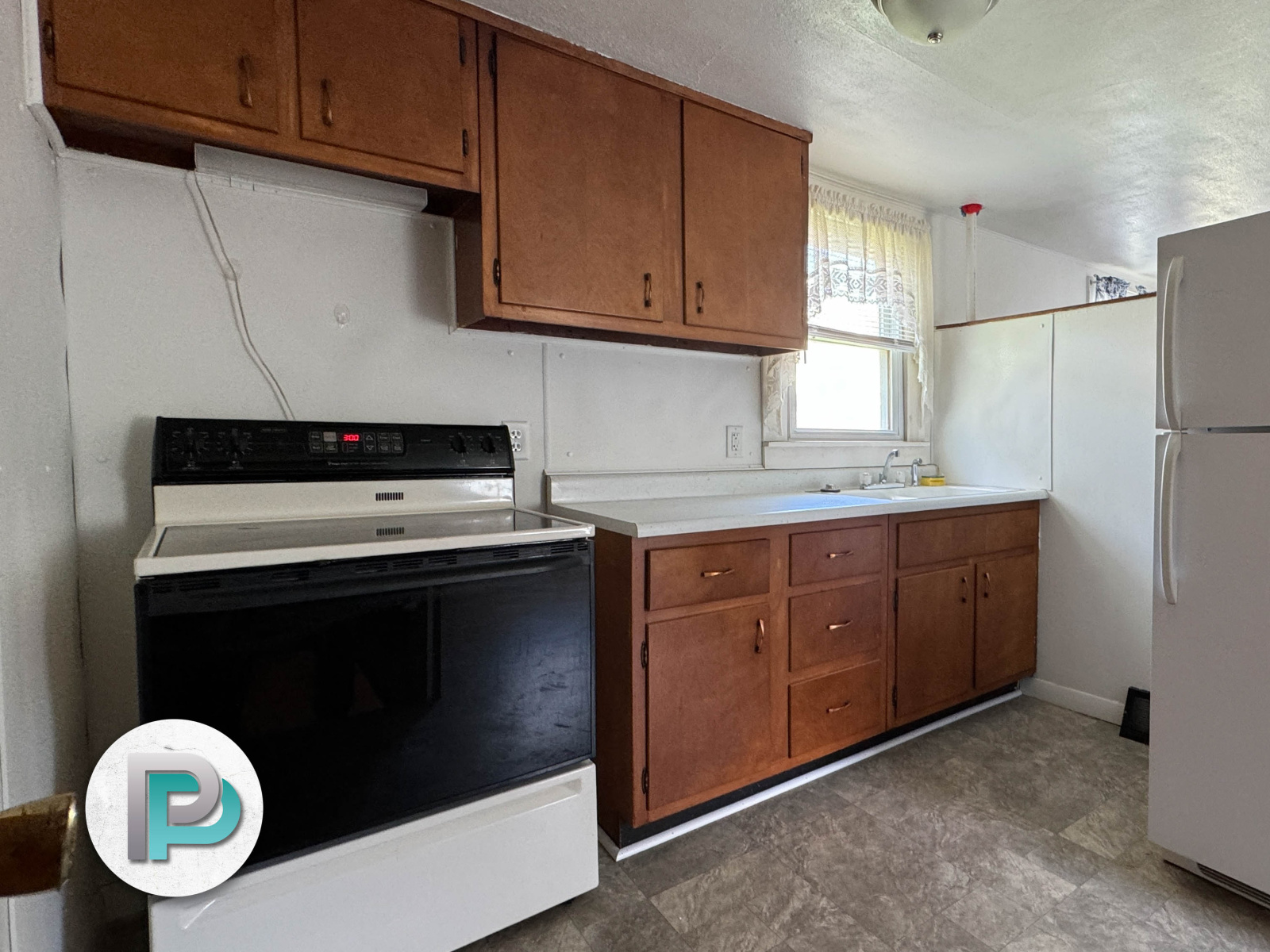 607 Cedar St, Charles City, Iowa 50616, 1 Bedroom Bedrooms, ,1 BathroomBathrooms,House,For Rent,Cedar St,1287