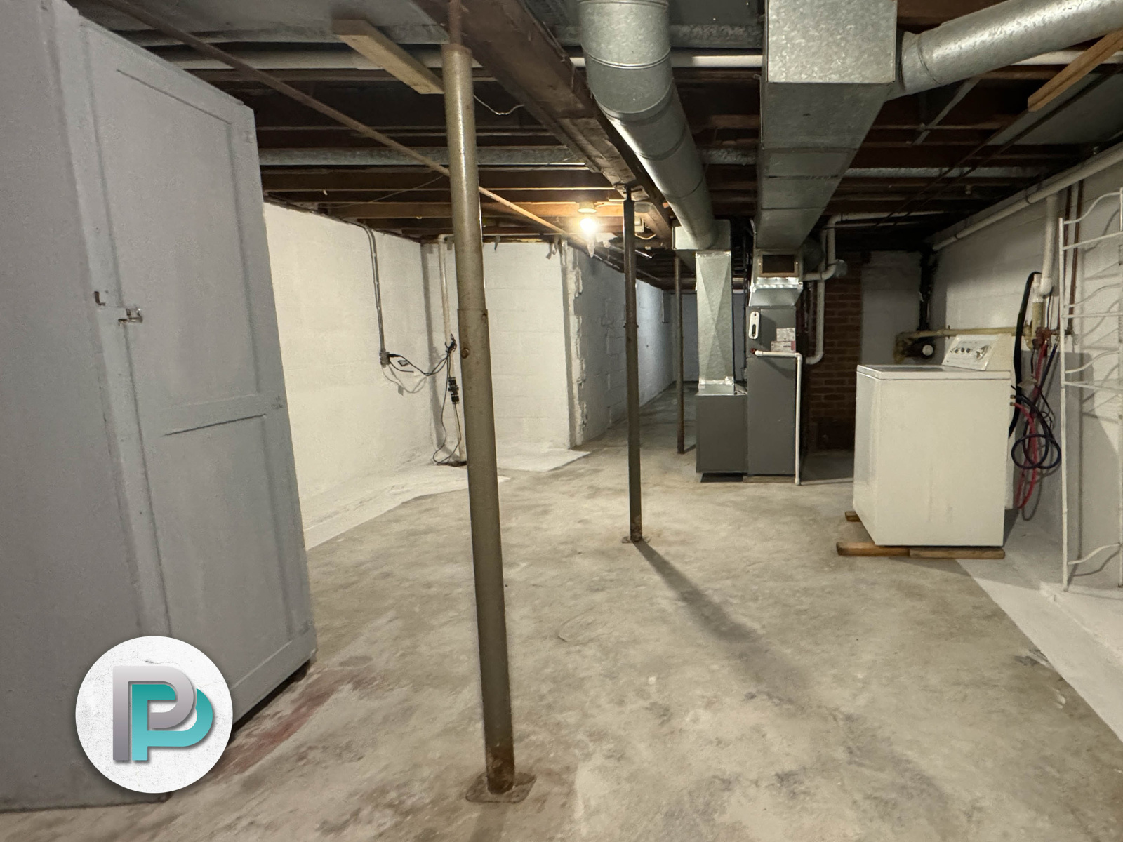 607 Cedar St, Charles City, Iowa 50616, 1 Bedroom Bedrooms, ,1 BathroomBathrooms,House,For Rent,Cedar St,1287
