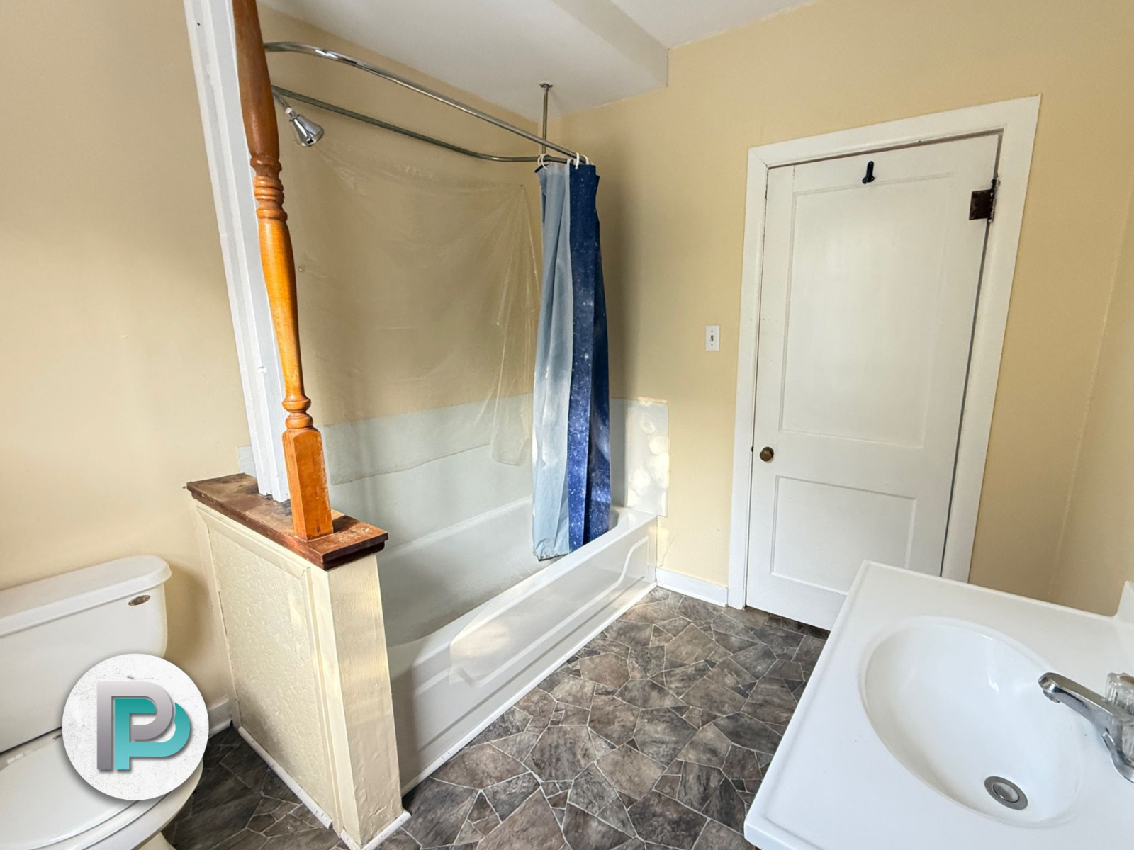 623 S Pierce Ave, Mason City, Iowa 50401, 1 Bedroom Bedrooms, ,1 BathroomBathrooms,House,For Rent,S Pierce Ave,1306
