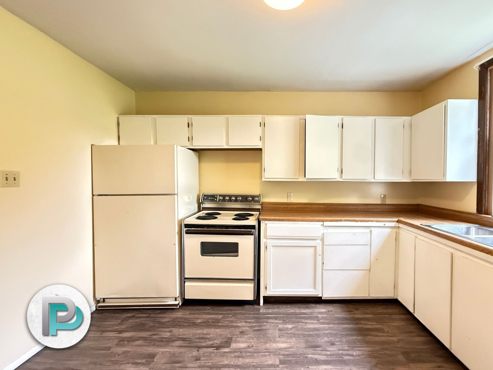 623 S Pierce Ave, Mason City, Iowa 50401, 1 Bedroom Bedrooms, ,1 BathroomBathrooms,House,For Rent,S Pierce Ave,1306