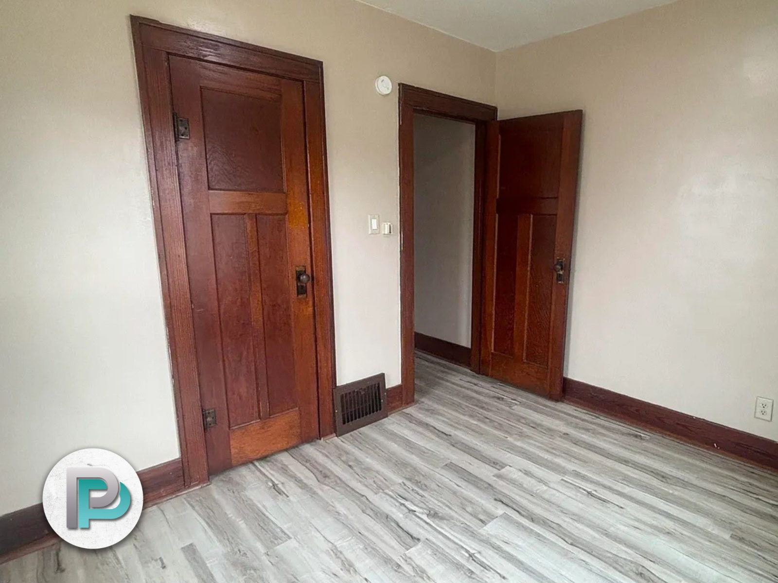 118 25th St SW, Mason City, Iowa 50401, 2 Bedrooms Bedrooms, ,1 BathroomBathrooms,House,For Rent,25th St SW,1350