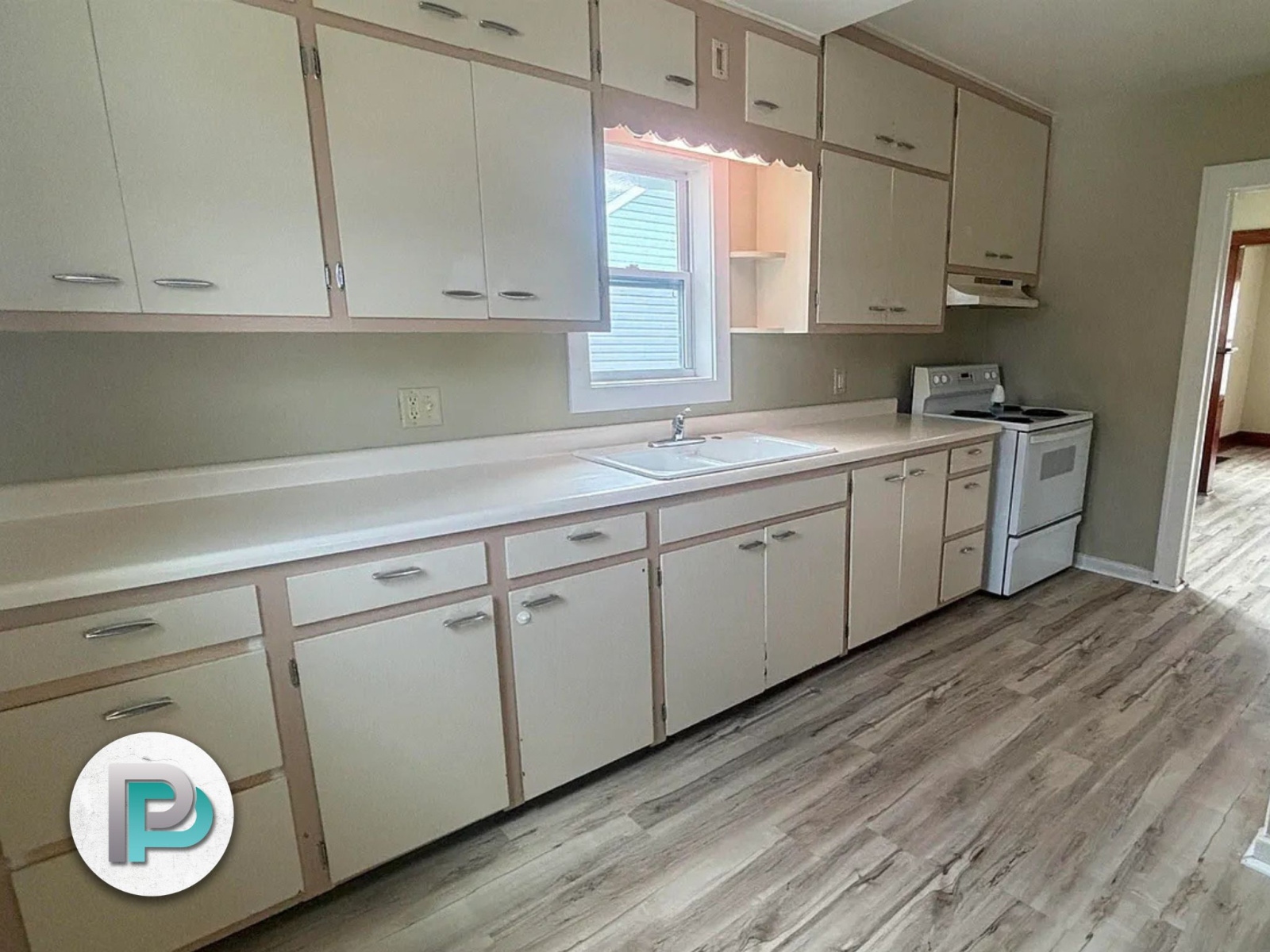 118 25th St SW, Mason City, Iowa 50401, 2 Bedrooms Bedrooms, ,1 BathroomBathrooms,House,For Rent,25th St SW,1350