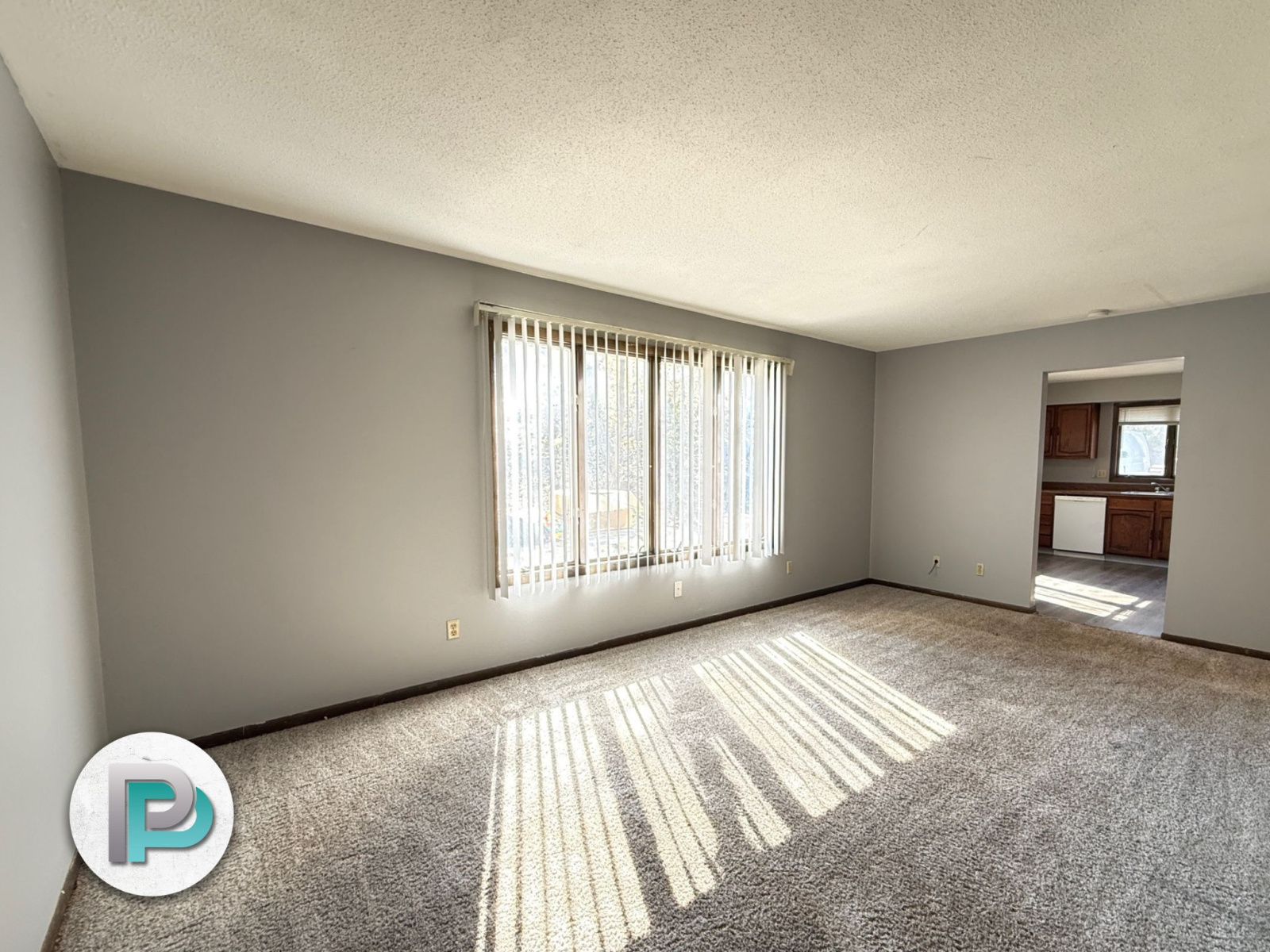 540 E State St #1, Mason City, Iowa 50401, 1 Bedroom Bedrooms, ,1 BathroomBathrooms,Apartment,For Rent,E State St #1,1352