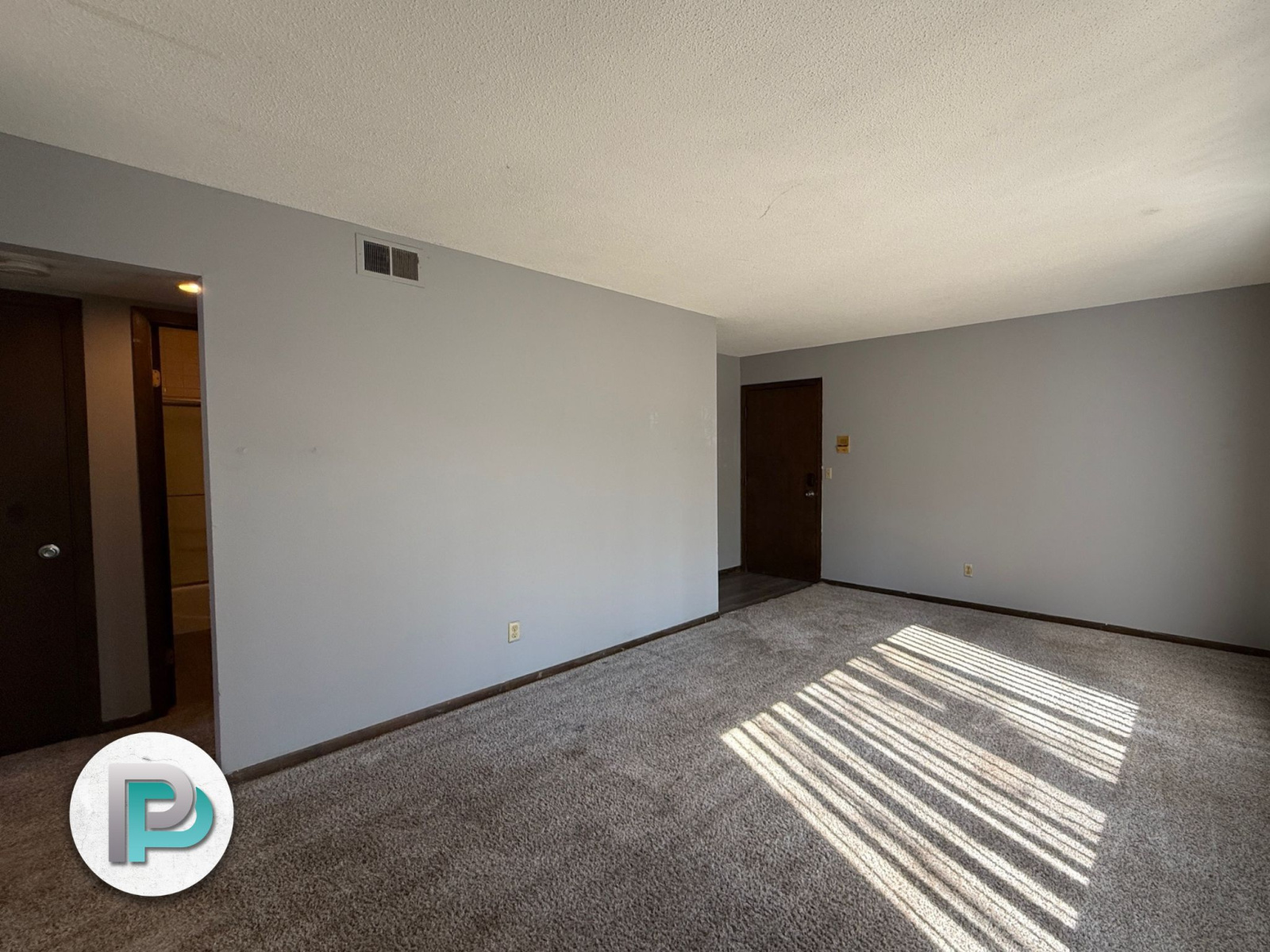 540 E State St #1, Mason City, Iowa 50401, 1 Bedroom Bedrooms, ,1 BathroomBathrooms,Apartment,For Rent,E State St #1,1352