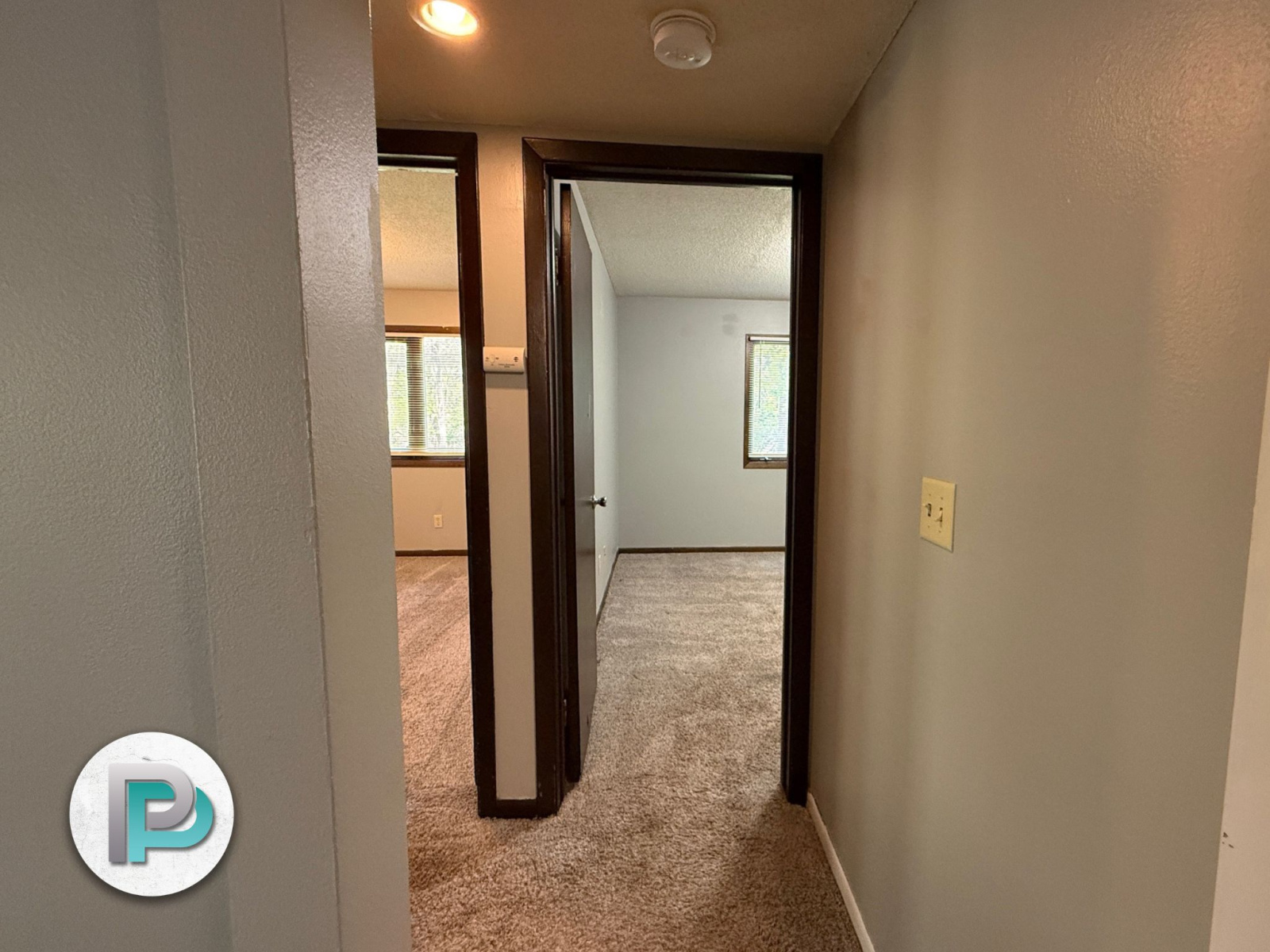 540 E State St #4, Mason City, Iowa 50401, 2 Bedrooms Bedrooms, ,1 BathroomBathrooms,Apartment,For Rent,E State St #4,1354 540 E State St #4, Mason City, Iowa 50401, 2 Bedrooms Bedrooms, ,1 BathroomBathrooms,Apartment,For Rent,E State St #4,1354