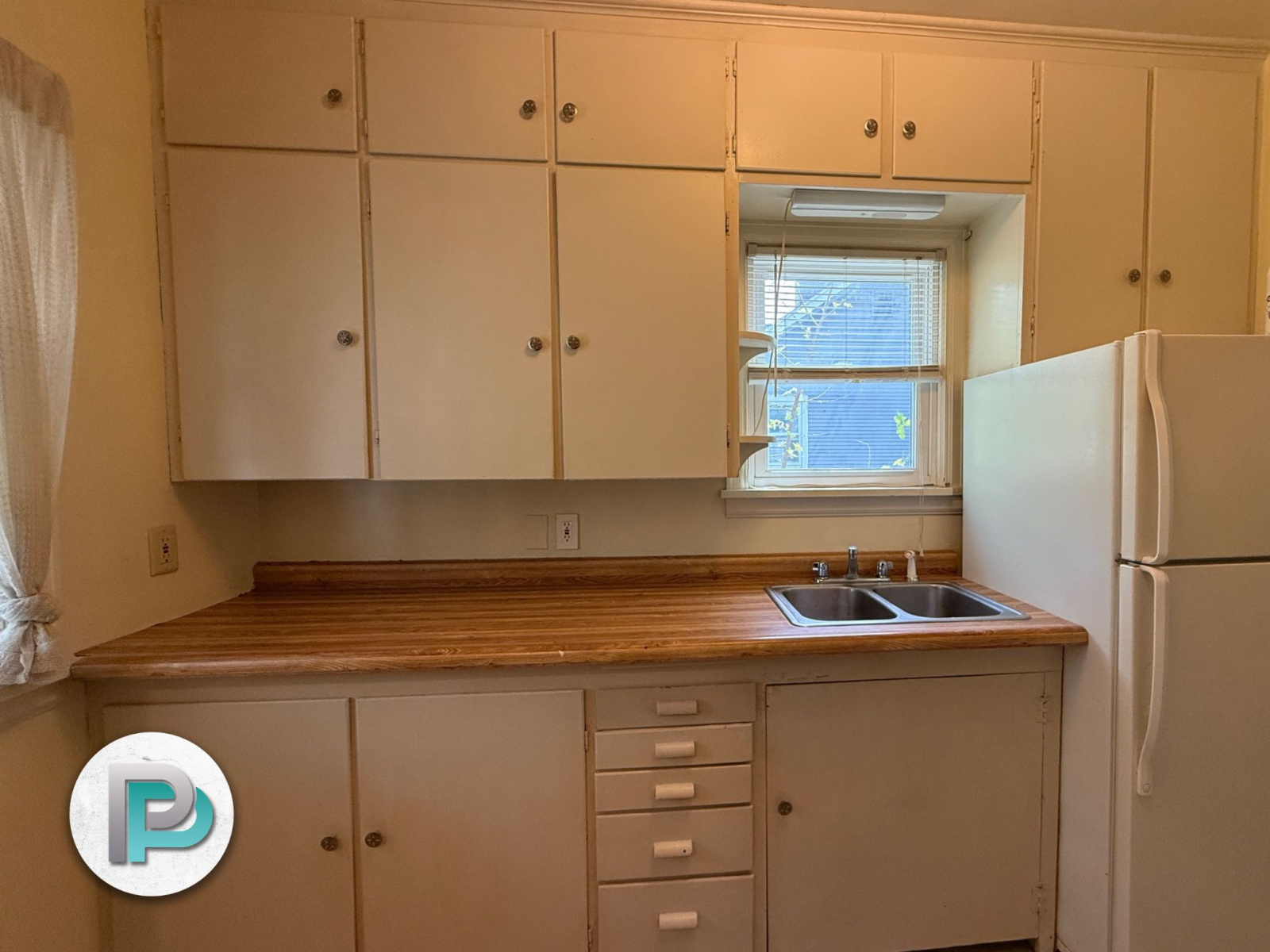 912 8th St NE, Mason City, Iowa 50401, 2 Bedrooms Bedrooms, ,1 BathroomBathrooms,House,For Rent,8th St NE,1356 912 8th St NE, Mason City, Iowa 50401, 2 Bedrooms Bedrooms, ,1 BathroomBathrooms,House,For Rent,8th St NE,1356