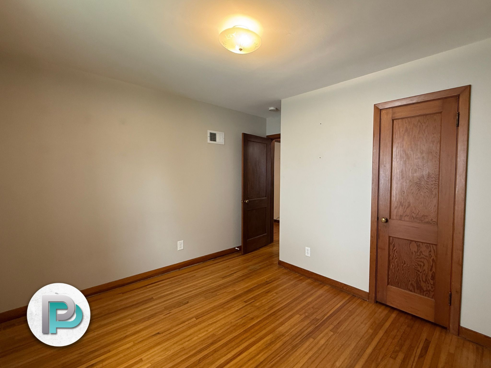 30 20th St SE, Mason City, Iowa 50401, 2 Bedrooms Bedrooms, ,1 BathroomBathrooms,House,For Rent,20th St SE ,1361