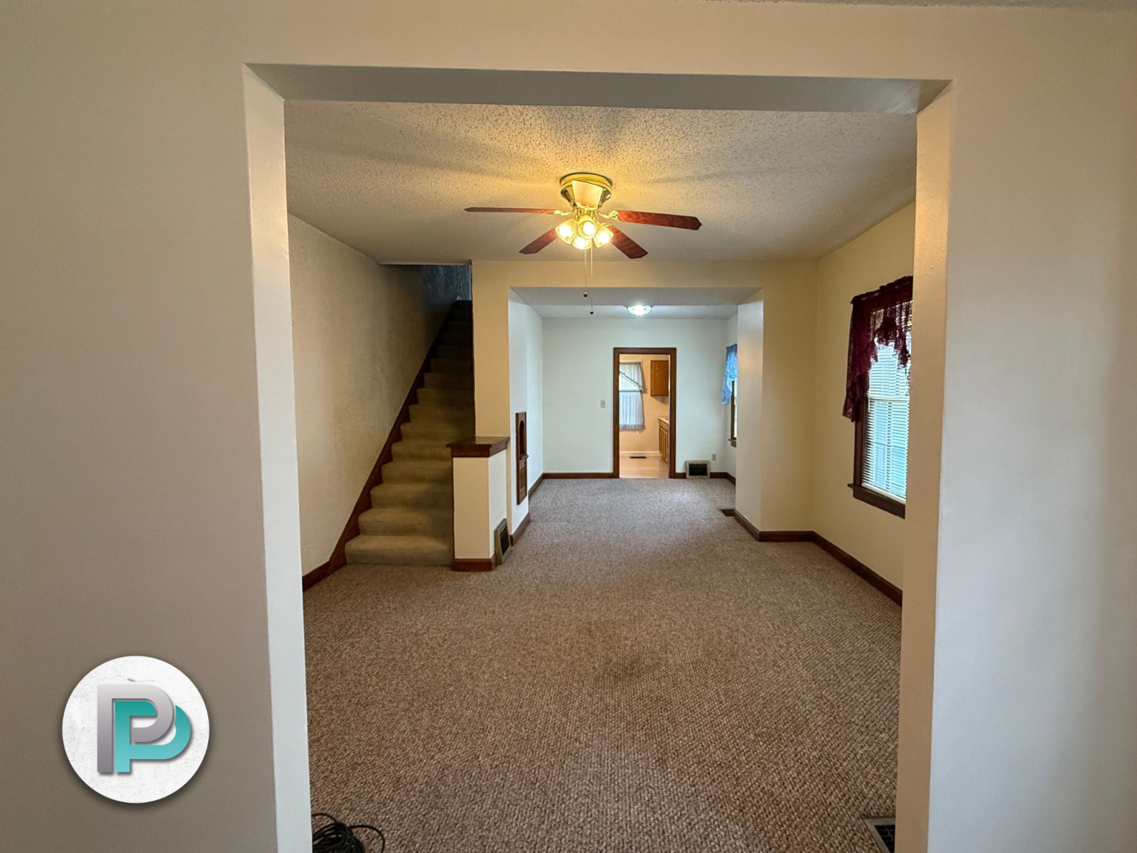 1220 N Adams Ave, Mason City, Iowa 50401, 2 Bedrooms Bedrooms, ,1 BathroomBathrooms,Duplex,For Rent,N Adams Ave,1362