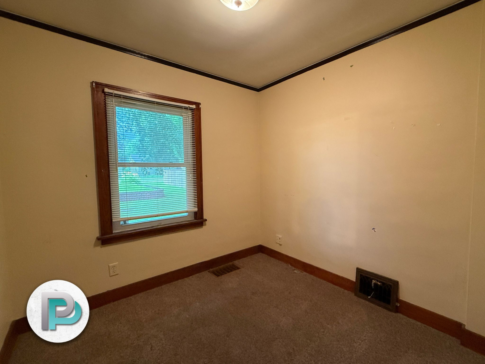 516 20th St SE, Mason City, Iowa 50401, 2 Bedrooms Bedrooms, ,1 BathroomBathrooms,House,For Rent,20th St SE ,1364