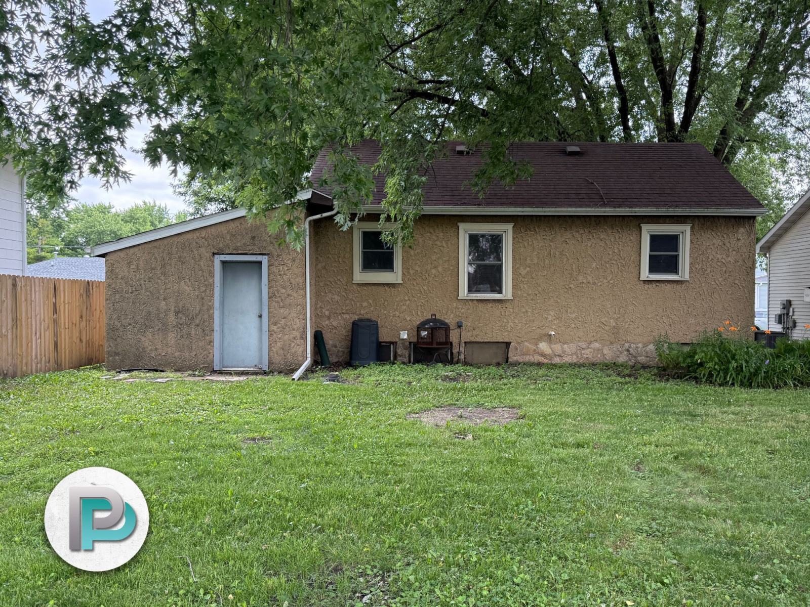 516 20th St SE, Mason City, Iowa 50401, 2 Bedrooms Bedrooms, ,1 BathroomBathrooms,House,For Rent,20th St SE ,1364