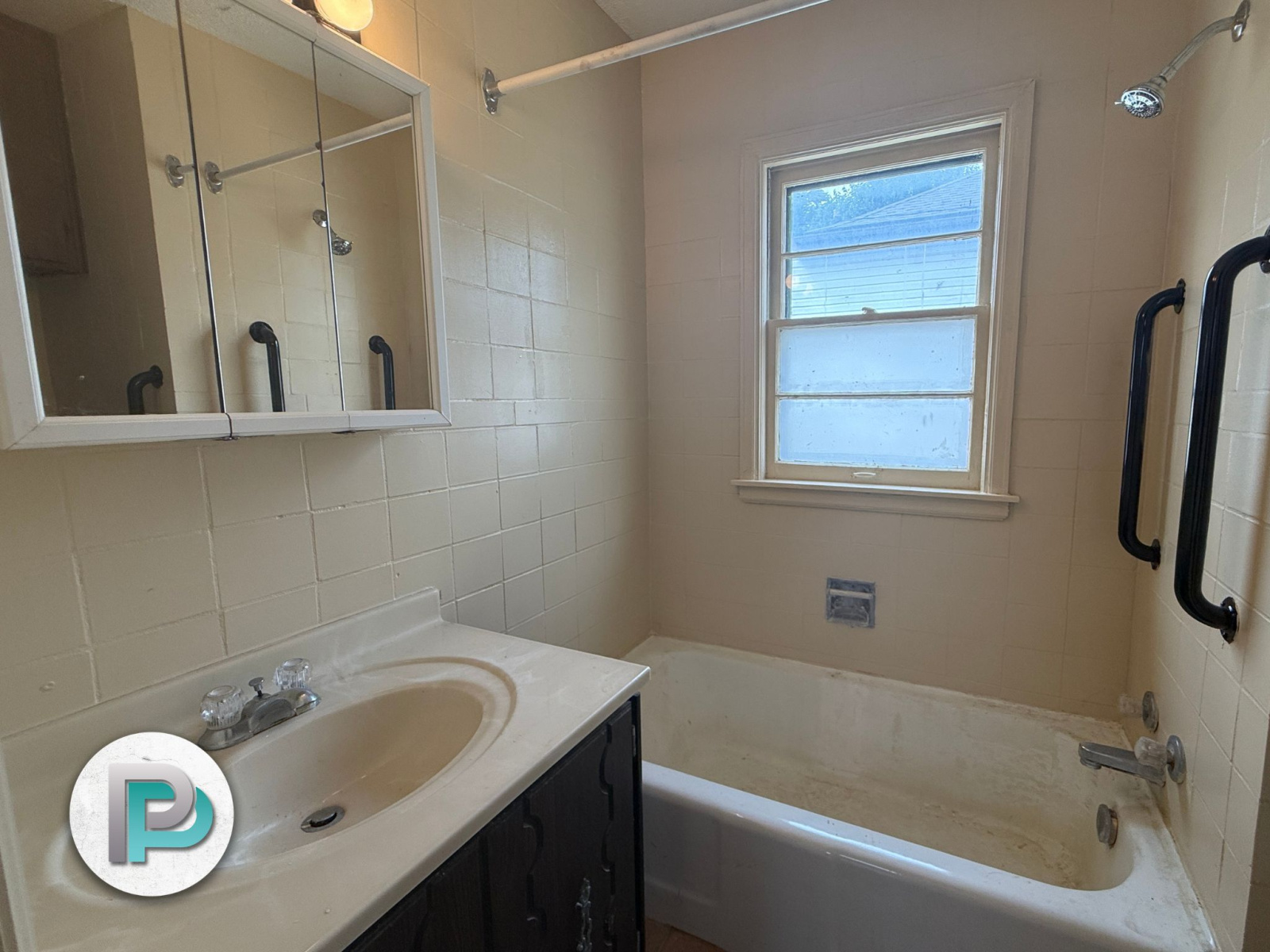 10 26th St SW, Mason City, Iowa 50401, 2 Bedrooms Bedrooms, ,1 BathroomBathrooms,House,For Rent,26th St SW ,1365