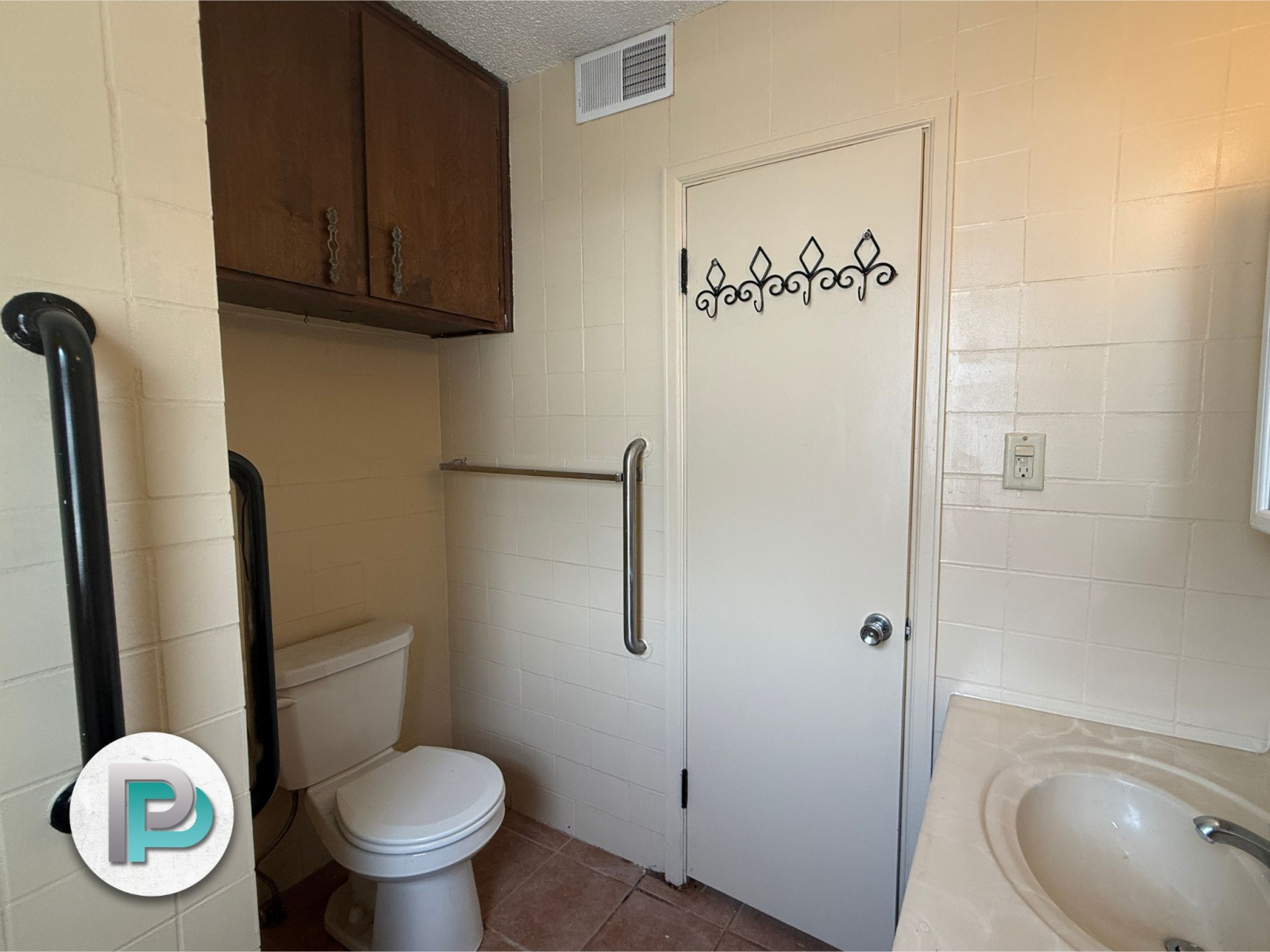 10 26th St SW, Mason City, Iowa 50401, 2 Bedrooms Bedrooms, ,1 BathroomBathrooms,House,For Rent,26th St SW ,1365