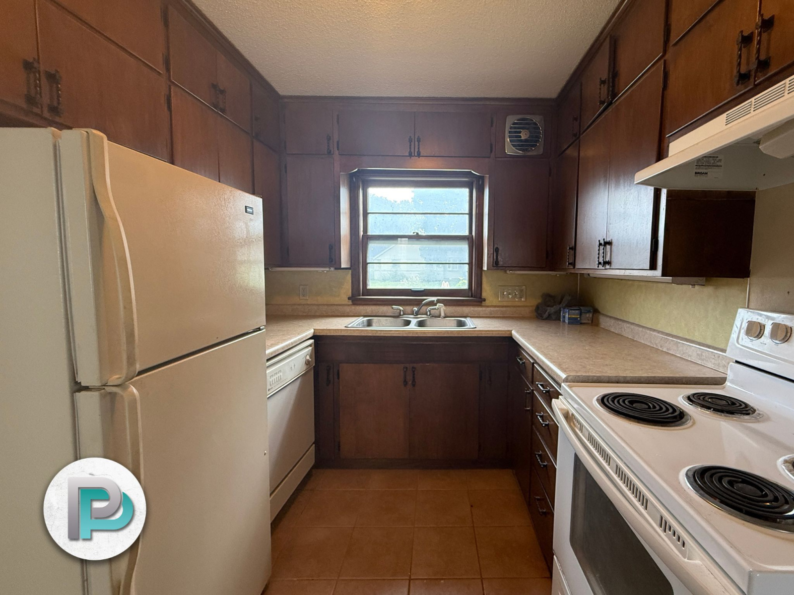 10 26th St SW, Mason City, Iowa 50401, 2 Bedrooms Bedrooms, ,1 BathroomBathrooms,House,For Rent,26th St SW ,1365