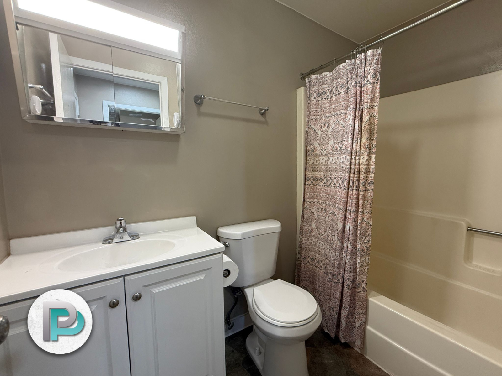 801 Clover Ct #4, Northwood, Iowa 50459, 2 Bedrooms Bedrooms, ,1 BathroomBathrooms,Apartment,For Rent,Clover Ct #4,1366