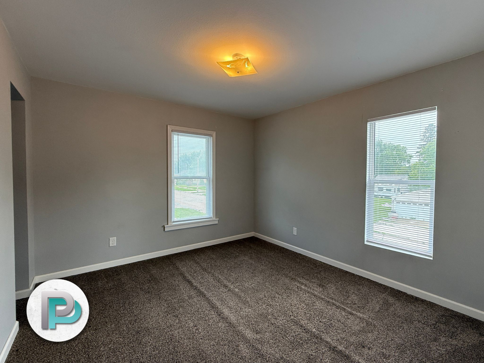 1504 N Adams Ave, Mason City, Iowa 50401, 2 Bedrooms Bedrooms, ,1 BathroomBathrooms,Duplex,For Rent,N Adams Ave,1368