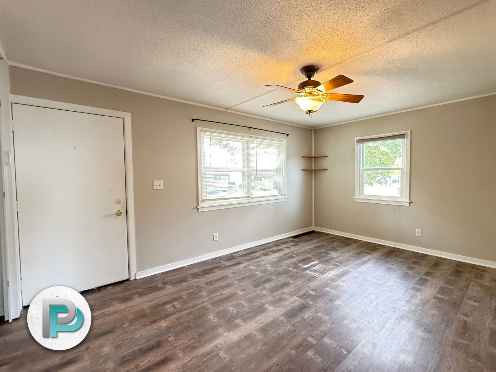 954 15th St NE, Mason City, Iowa 50401, 2 Bedrooms Bedrooms, ,1 BathroomBathrooms,House,For Rent,15th St NE,1370