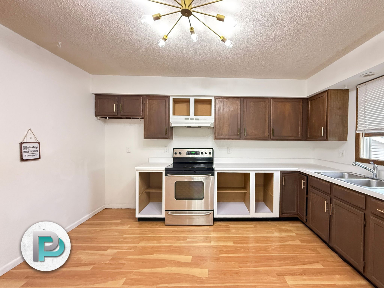 1118 N 8th St W, Clear Lake, Iowa 50428, 3 Bedrooms Bedrooms, ,2 BathroomsBathrooms,Duplex,For Rent,N 8th St W,1385