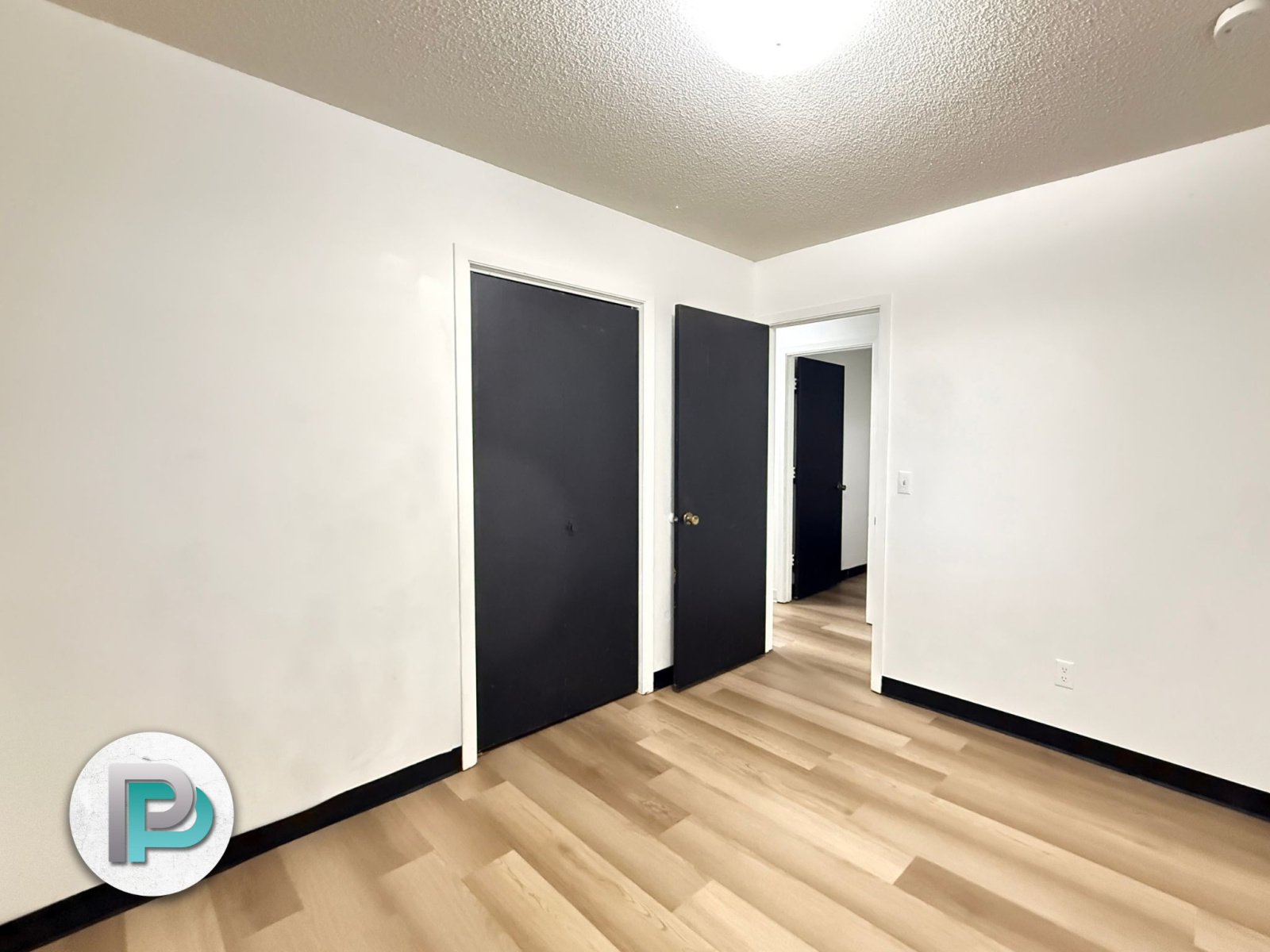 1118 N 8th St W, Clear Lake, Iowa 50428, 3 Bedrooms Bedrooms, ,2 BathroomsBathrooms,Duplex,For Rent,N 8th St W,1385