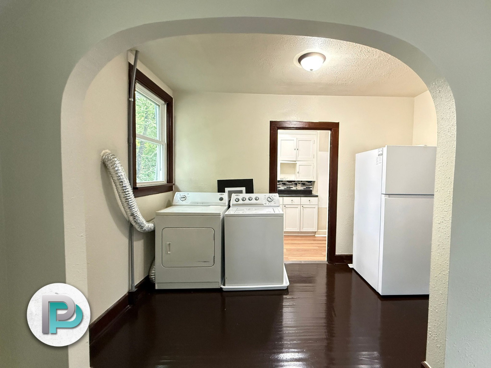 409 6th St NW, Mason City, Iowa 50401, 2 Bedrooms Bedrooms, ,1 BathroomBathrooms,Duplex,For Rent,6th St NW ,1386 409 6th St NW, Mason City, Iowa 50401, 2 Bedrooms Bedrooms, ,1 BathroomBathrooms,Duplex,For Rent,6th St NW ,1386