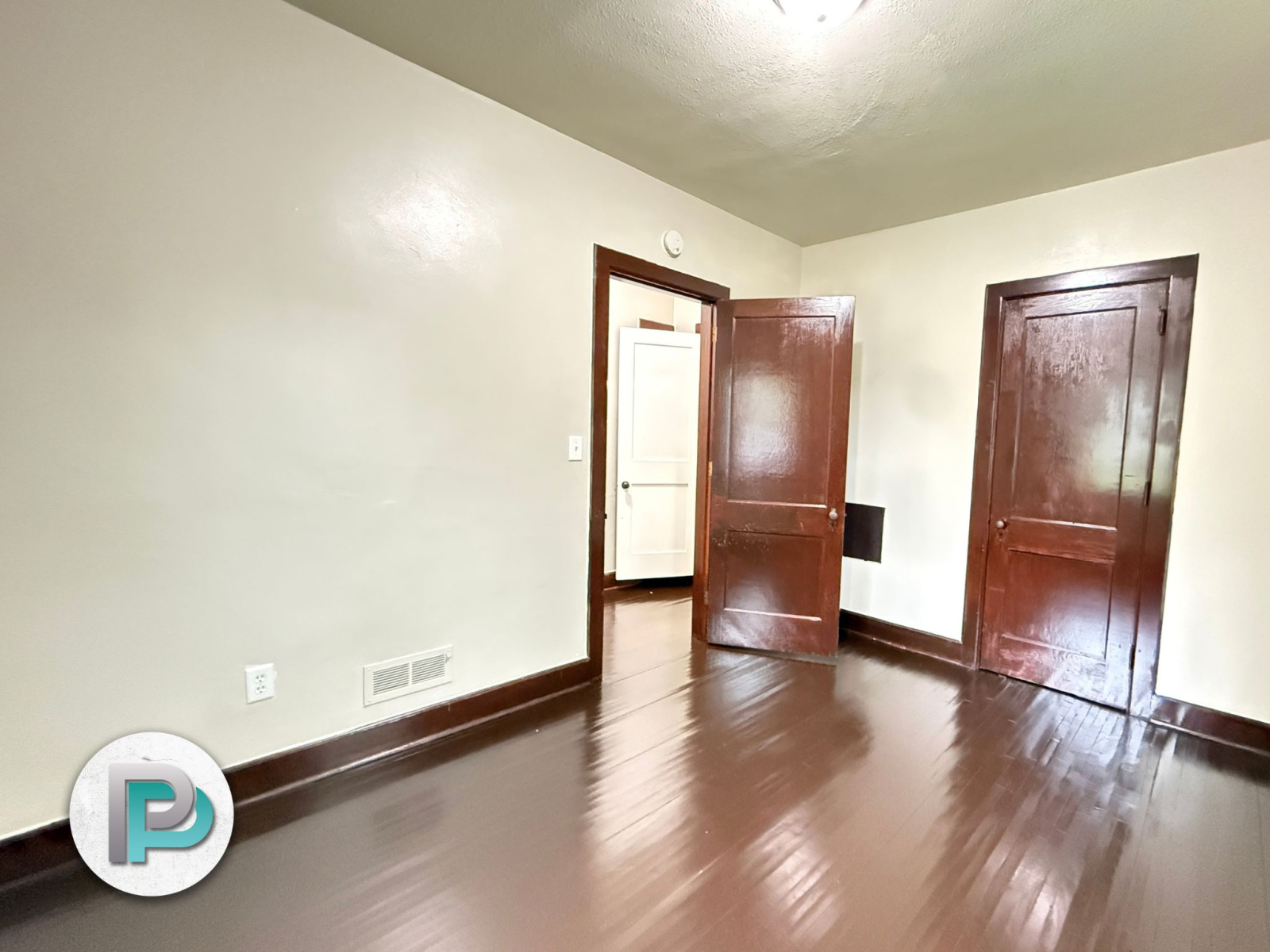 522 N Madison Ave, Mason City, Iowa 50401, 2 Bedrooms Bedrooms, ,1 BathroomBathrooms,Duplex,For Rent,N Madison Ave,1387 522 N Madison Ave, Mason City, Iowa 50401, 2 Bedrooms Bedrooms, ,1 BathroomBathrooms,Duplex,For Rent,N Madison Ave,1387