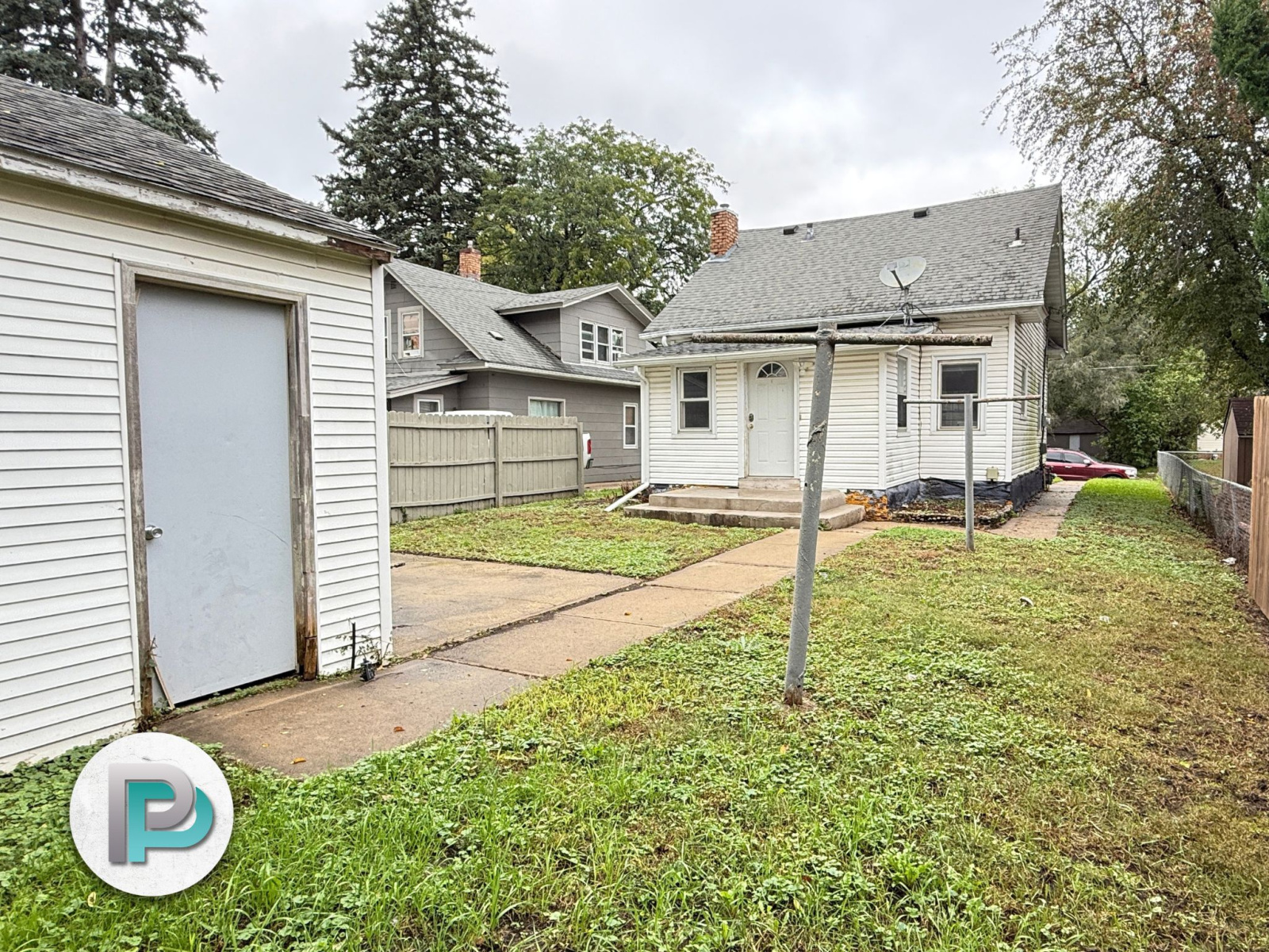 107 24th St SW, Mason City, Iowa 50401, 3 Bedrooms Bedrooms, ,1 BathroomBathrooms,House,For Rent,24th St SW,1389 107 24th St SW, Mason City, Iowa 50401, 3 Bedrooms Bedrooms, ,1 BathroomBathrooms,House,For Rent,24th St SW,1389