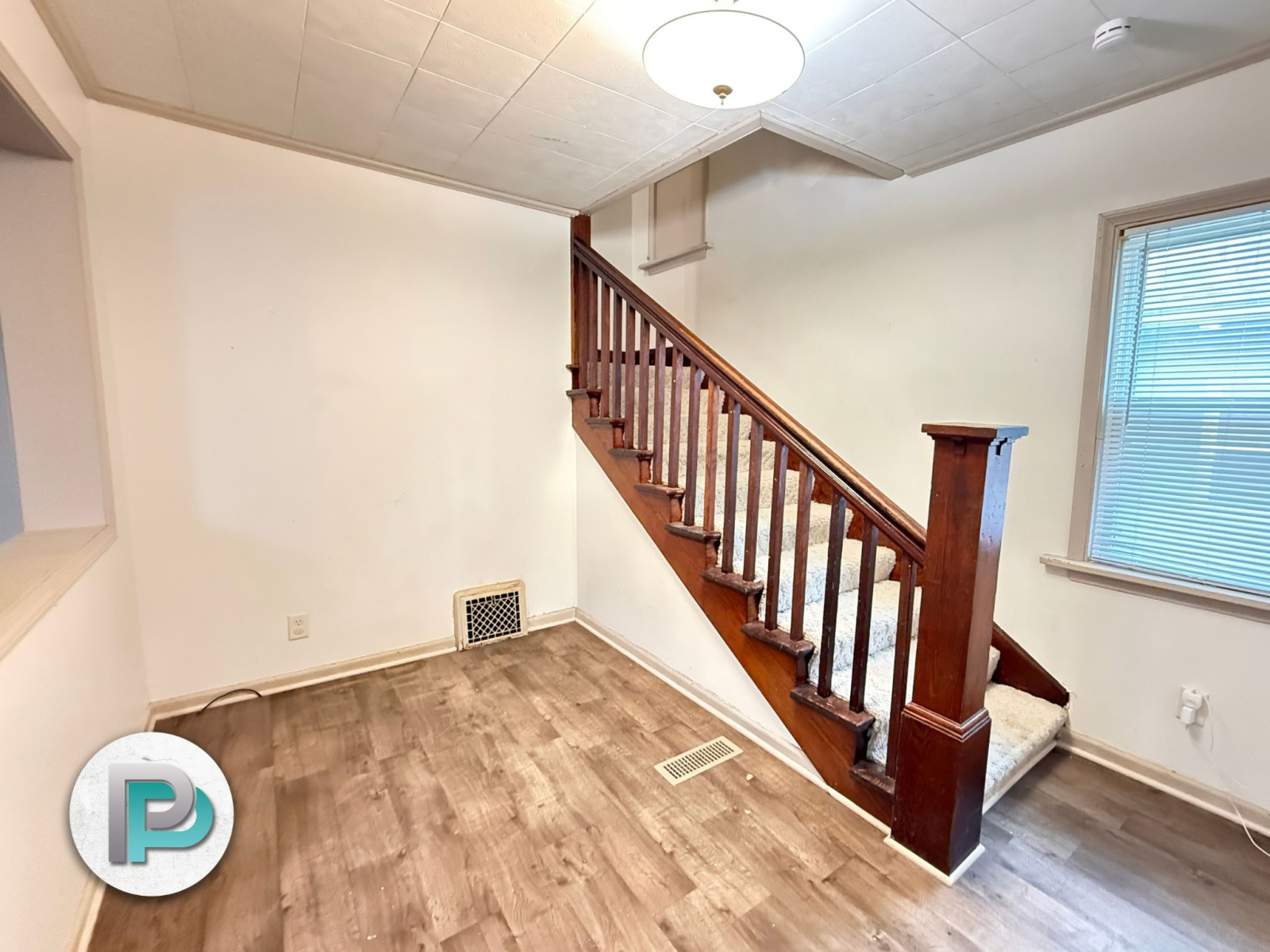 107 24th St SW, Mason City, Iowa 50401, 3 Bedrooms Bedrooms, ,1 BathroomBathrooms,House,For Rent,24th St SW,1389 107 24th St SW, Mason City, Iowa 50401, 3 Bedrooms Bedrooms, ,1 BathroomBathrooms,House,For Rent,24th St SW,1389
