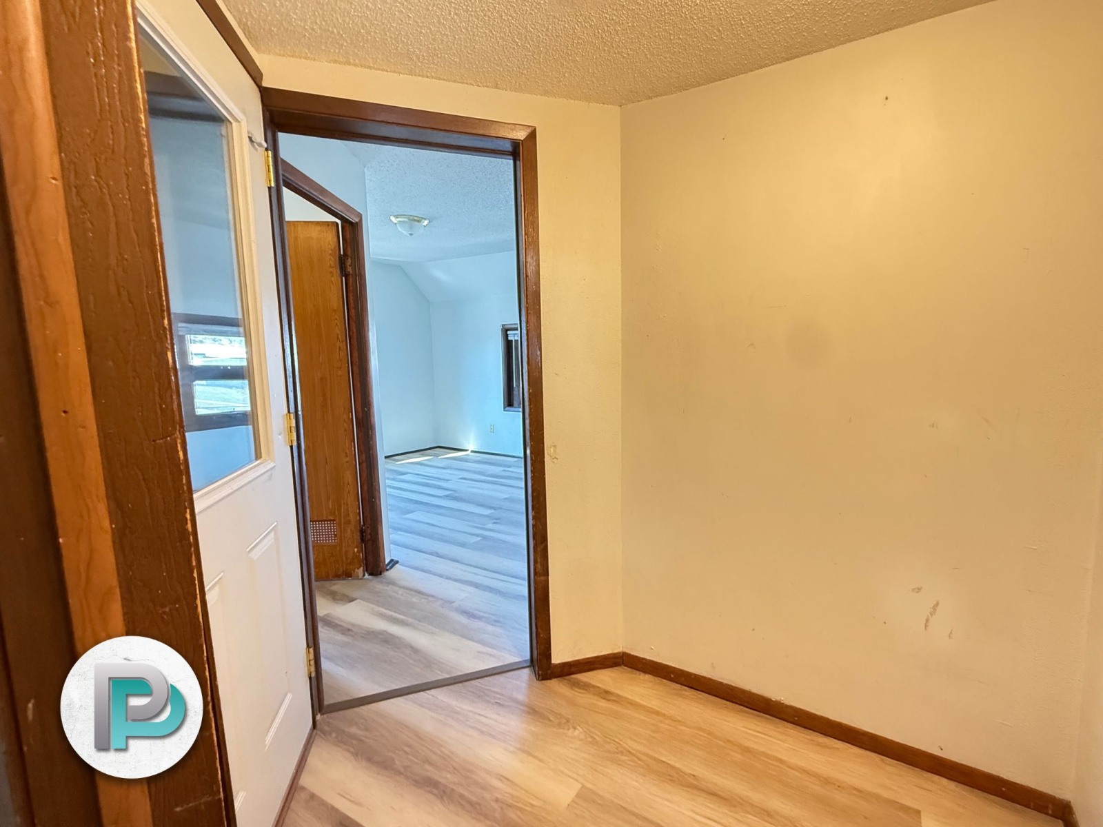 21 #4 N Monroe Ave, Mason City, Iowa 50401, 1 Bedroom Bedrooms, ,1 BathroomBathrooms,Apartment,For Rent,N Monroe Ave,1391 21 #4 N Monroe Ave, Mason City, Iowa 50401, 1 Bedroom Bedrooms, ,1 BathroomBathrooms,Apartment,For Rent,N Monroe Ave,1391