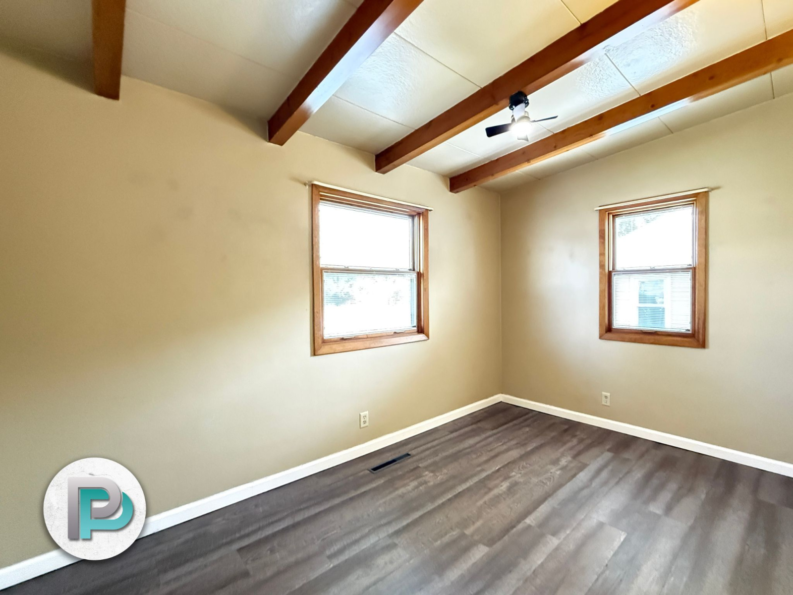 675 8th St SE, Mason City, Iowa 50401, 2 Bedrooms Bedrooms, ,1 BathroomBathrooms,House,For Rent,8th St SE ,1397 675 8th St SE, Mason City, Iowa 50401, 2 Bedrooms Bedrooms, ,1 BathroomBathrooms,House,For Rent,8th St SE ,1397
